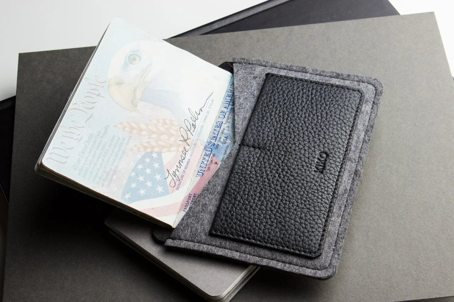 Passport Holder Pink Lucy