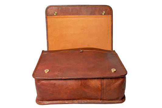 Handmade Brown Leather Crossbody Bag With Full Flap. Salmon Alder