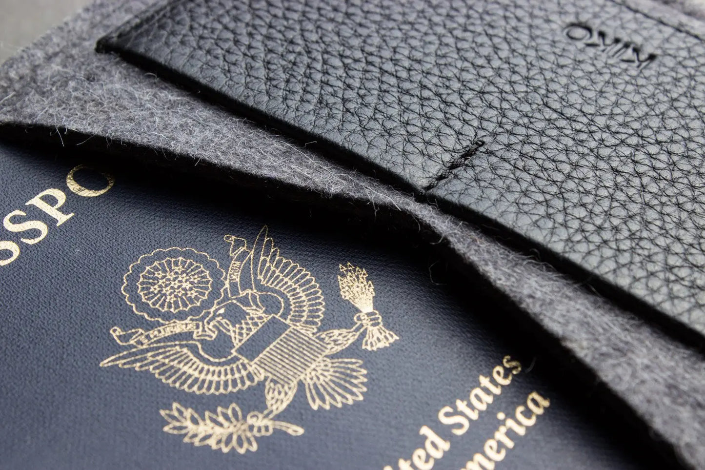 Passport Holder Pink Lucy