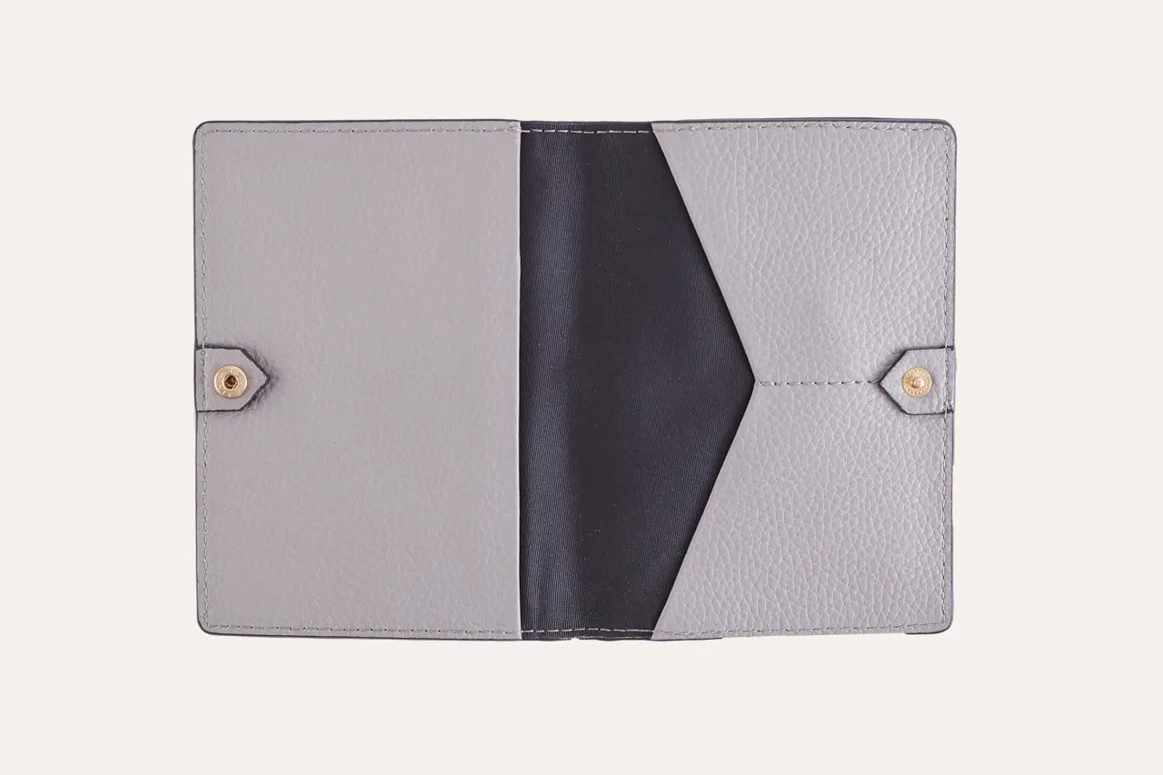 Passport Sleeve Pink Lucy